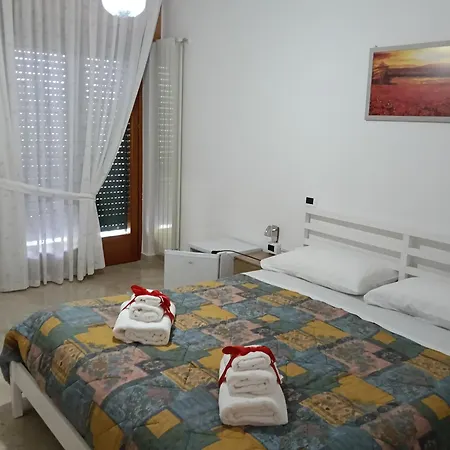 La Casa Di Rosa 住宿加早餐酒店 埃博利